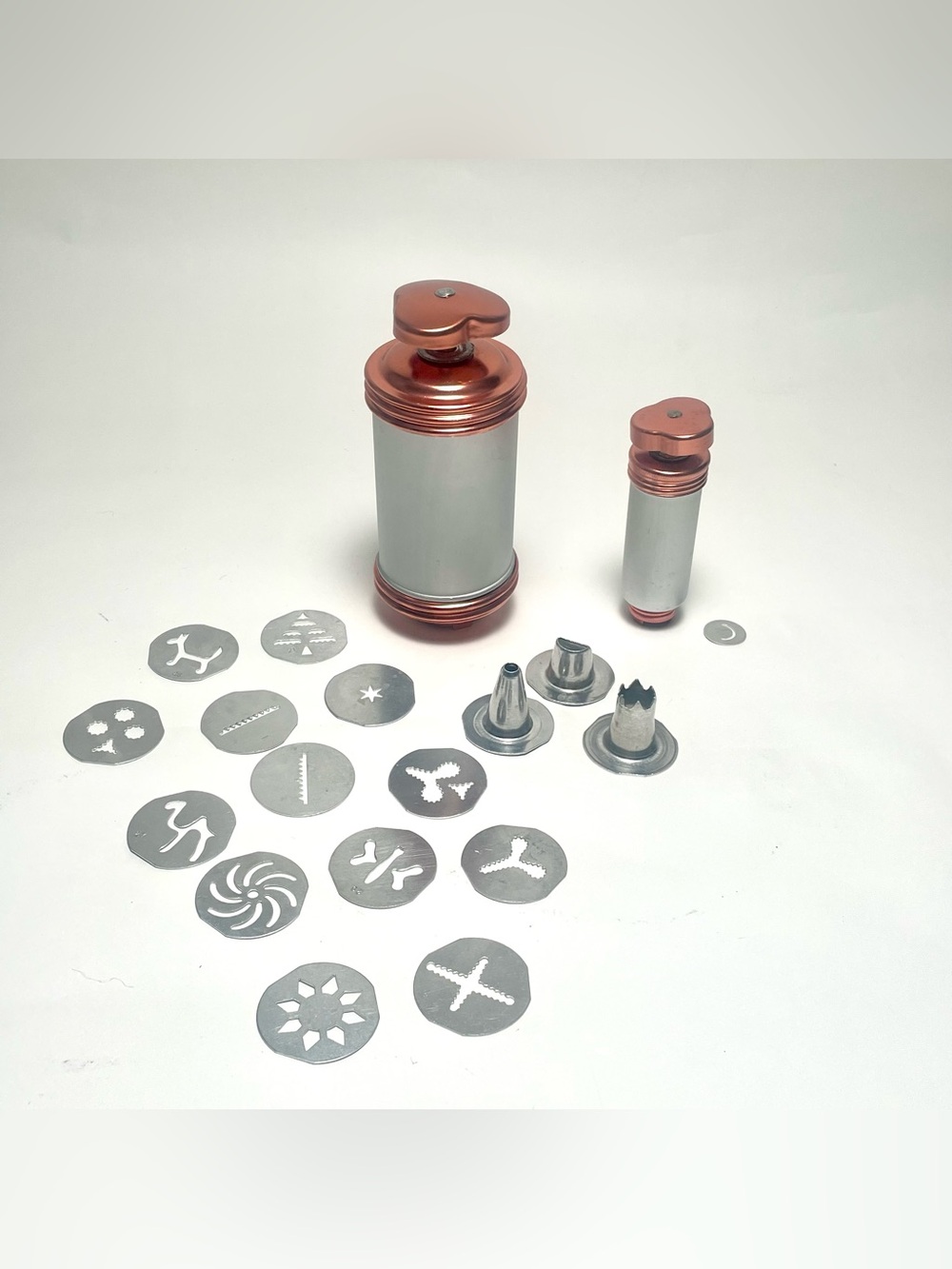 Vintage Mirro Aluminum Cookie Press Pastry Decorator Set Copper Color MCM 19 Pc